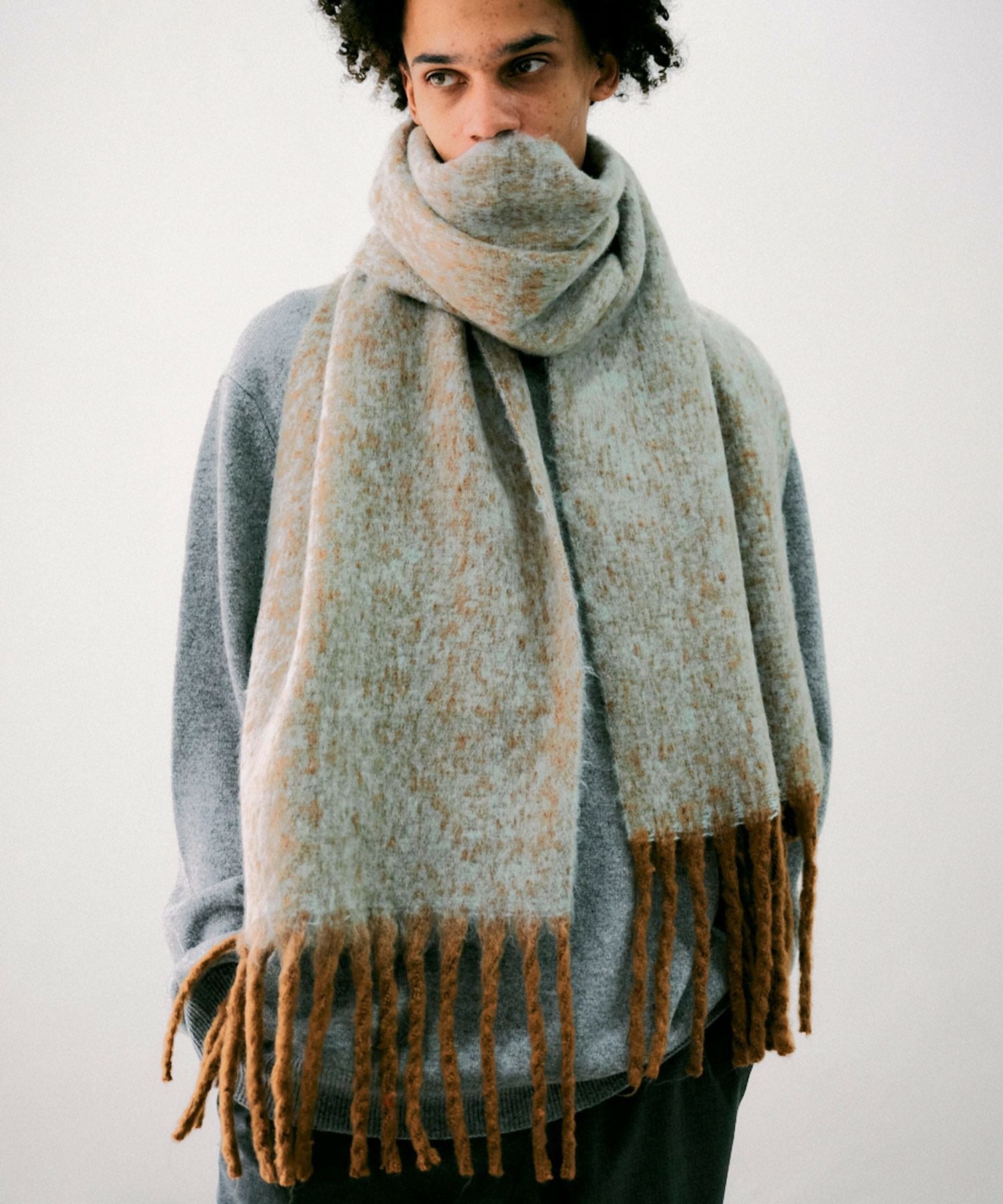 Volume Fringe Scarf | NOISE MAKER ノイズメーカー