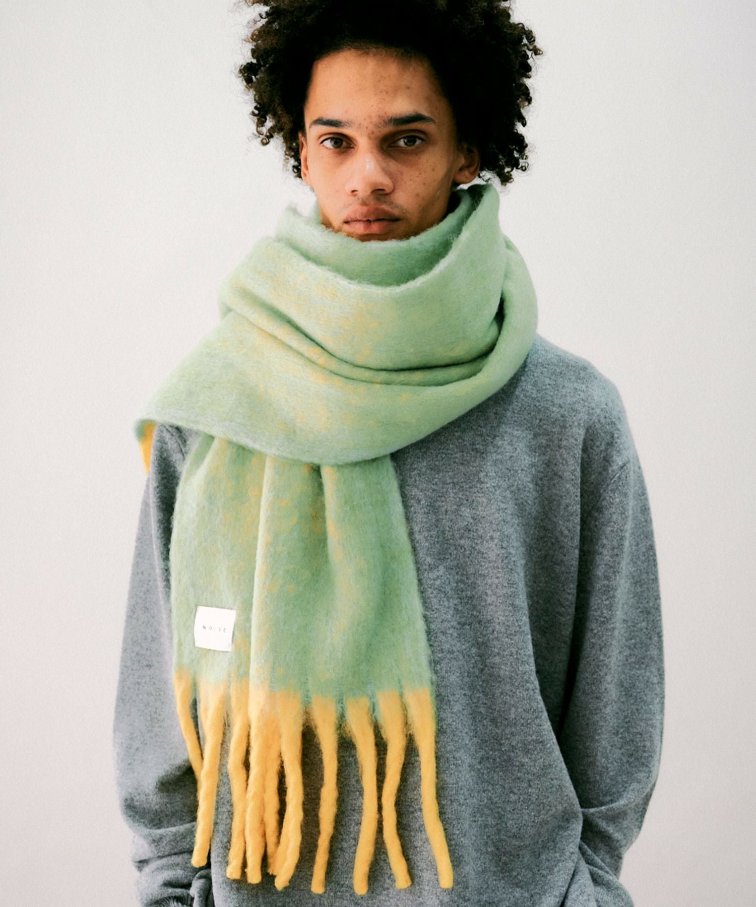 Volume Fringe Scarf | NOISE MAKER ノイズメーカー