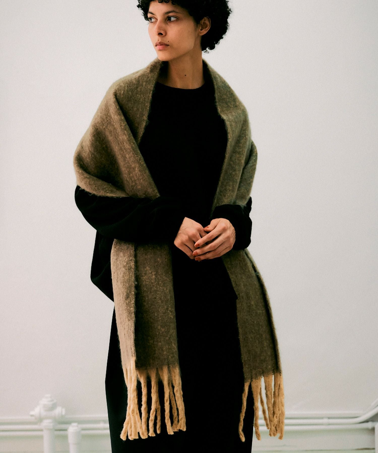 Volume Fringe Scarf | NOISE MAKER ノイズメーカー