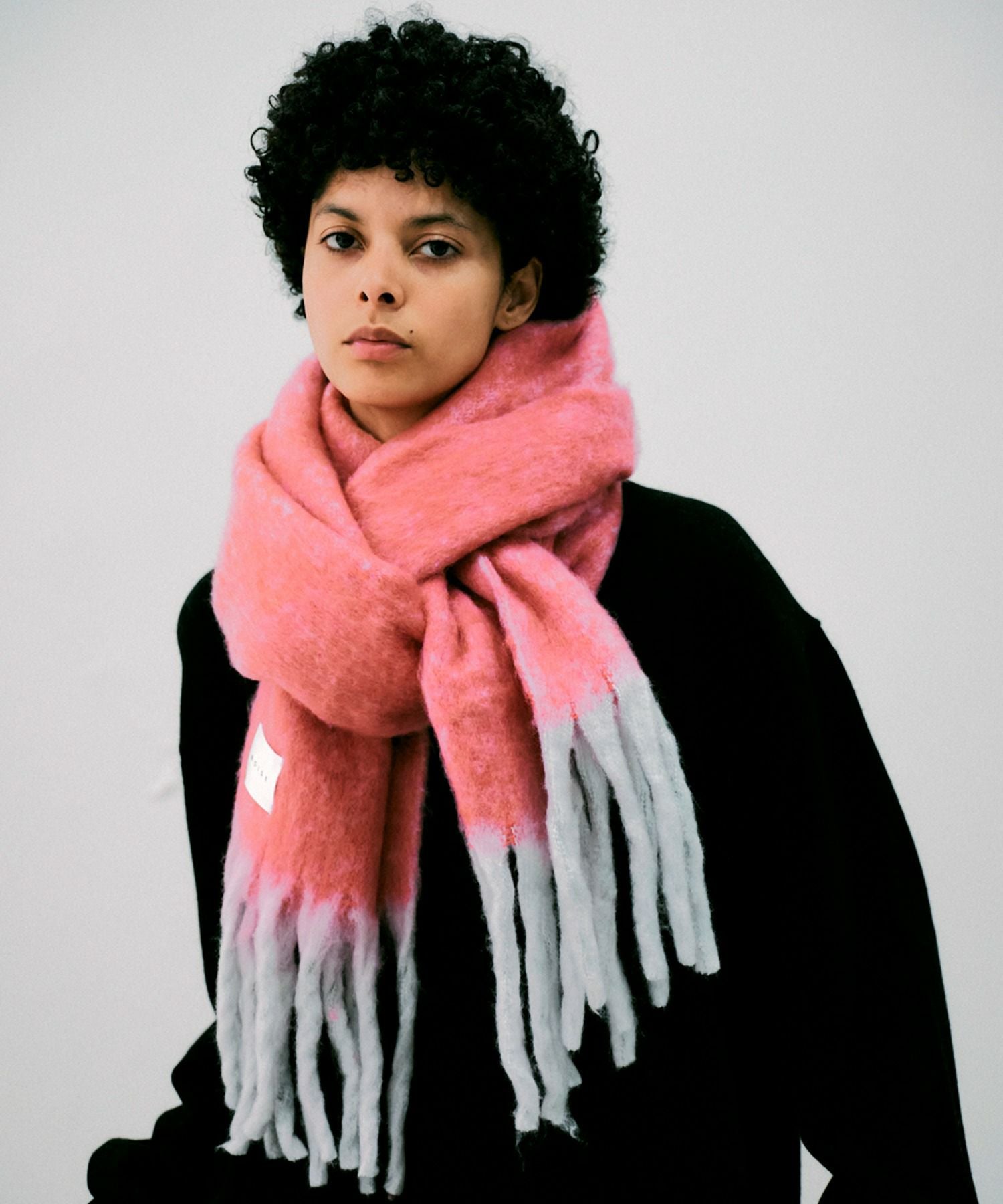 Volume Fringe Scarf | NOISE MAKER ノイズメーカー