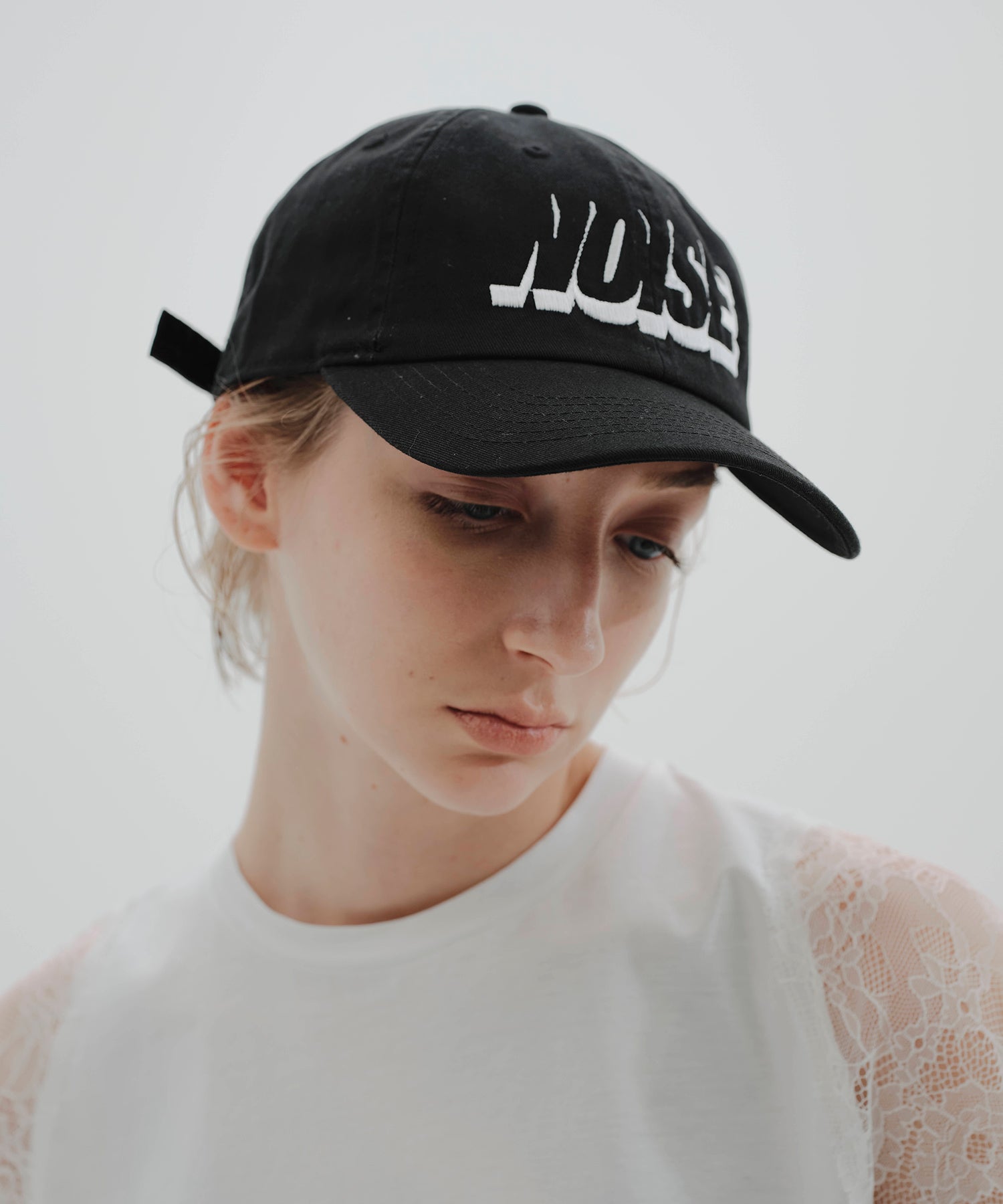 シャドウロゴ刺繍CAP*ブラック*＜NM-UCAP03＞ | NOISE MAKER ノイズ